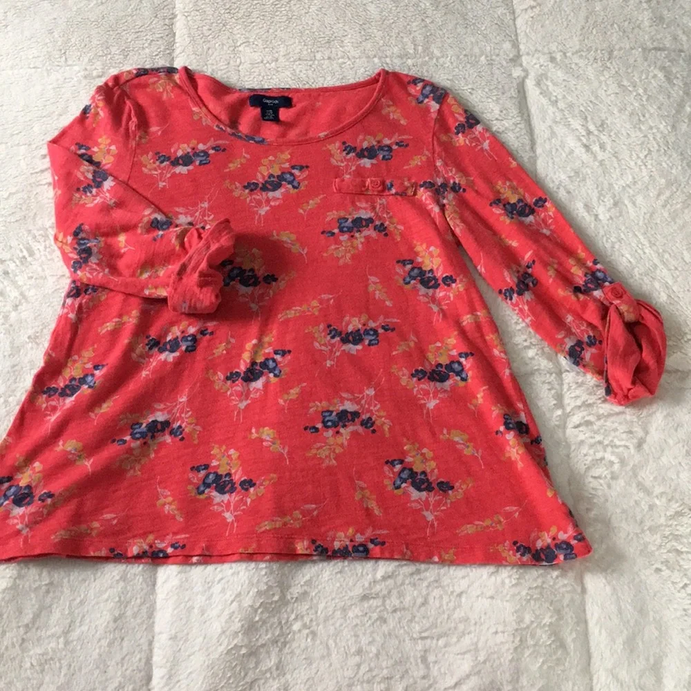 Gap Kids 12 (XL) Floral Top EUC Reddish-Coral